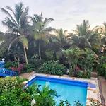 Hilltop 4Bhk Villa With Private Pool Near Candolim