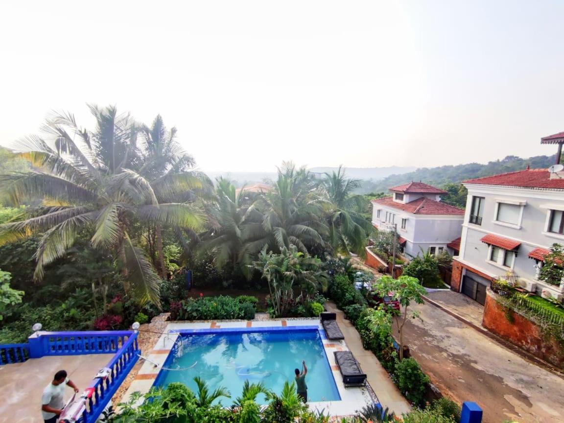 Villa Hilltop 4bhk With Private Pool Near Candolim *
